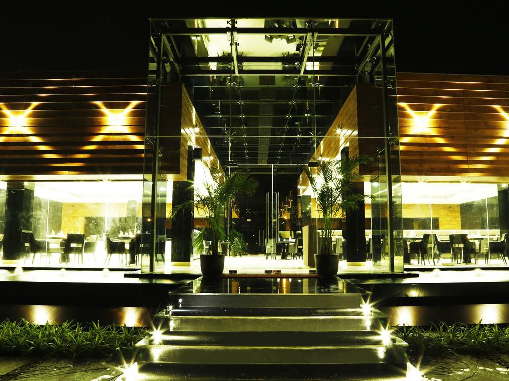 Pleasant Days Resort Chembarambakkam Lake Ngoại thất bức ảnh